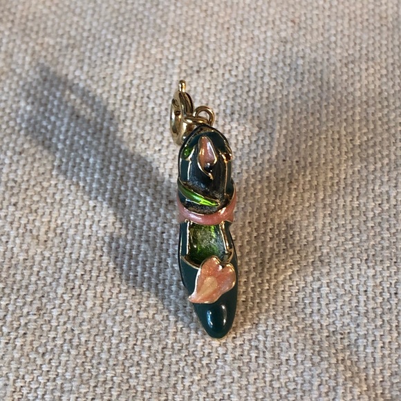 Kenneth J Lane Miniature “Step Out to Fight Breast Cancer” 2004 Shoe Charm - Picture 3 of 9